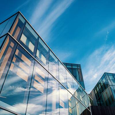 Office building Toronto 7.5 mil  6% cap rate