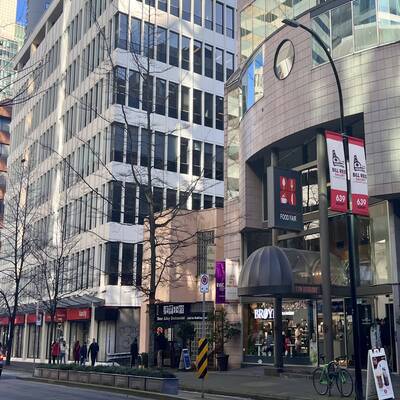 FOOD COURT on Hornby St in Downtown Vancouver!（6-530 Hornby Street, Vancouver, BC, Canada）