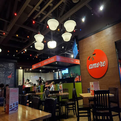 East Side Mario's West GTA