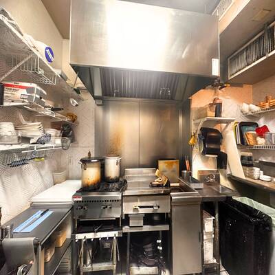 Downtown Vancouver Sushi Restaurant(152 Lonsdale Avenue, North Vancouver, BC, Canada)