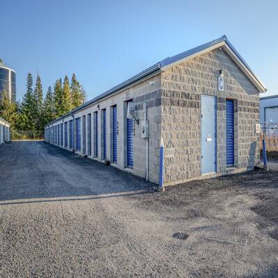 86-UNIT SELF-STORAGE FACILITY IN SIMCOE FOR SALE