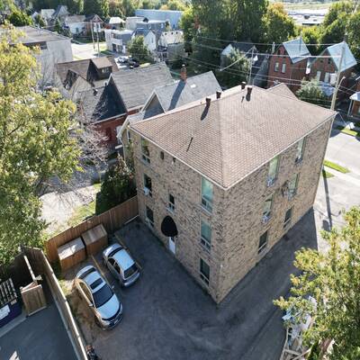 12-UNIT APARTMENT BUILDING IN PRIME ORILLIA LOCATION FOR SALE