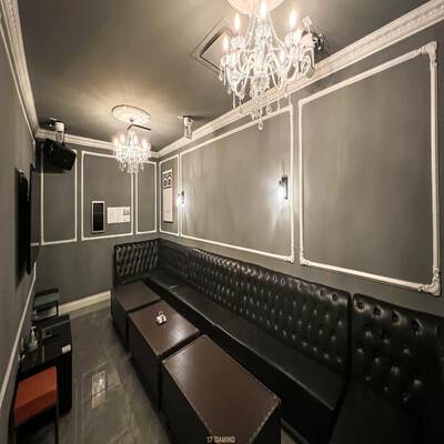 Thriving karaoke bar in the heart of Richmond(230-4351 No.3 Road)