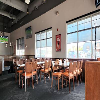 Boston Pizza - CourtneyPark