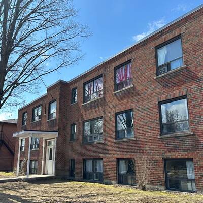 12-UNIT APARTMENT IN PRIME ORILLIA LOCATION FOR SALE