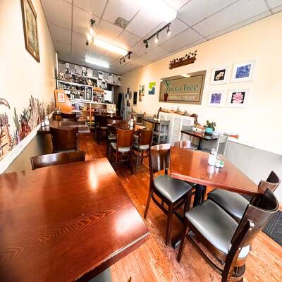 White Rock Breakfast and Lunch Restaurant For Sale!（1347 Johnston Rd）