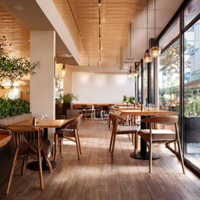 Family Restaurant for Lease Near London