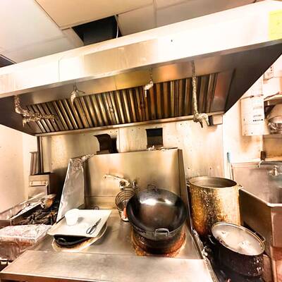 Established Food Court Business for Sale in Richmond（2093 & 2098-8700 mckim way）