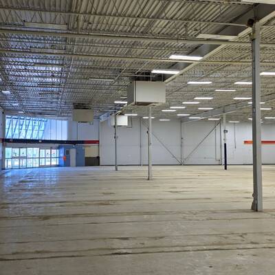 25,387 Sqft Commercial Retail Building FOR LEASE in Belleville!