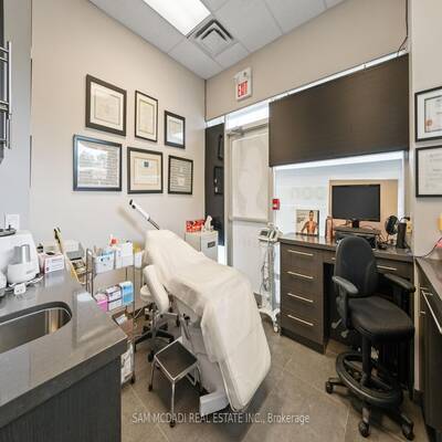 Combined Corner Double-Unit With Great Commercial Exposure, Markham