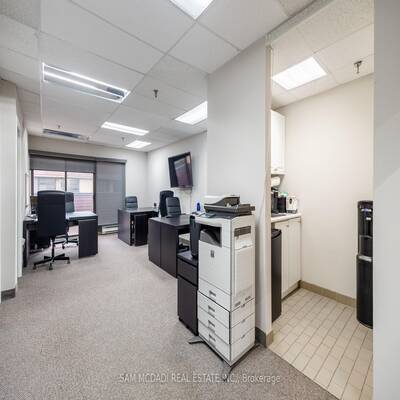 Commercial Office For Lease With 3 Private Offices Mississauga