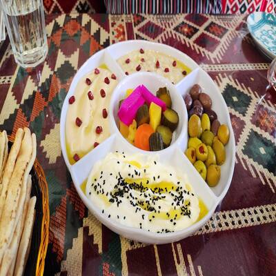 Tomah Restaurant Hamilton