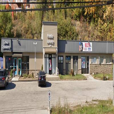 Prime Investment Opportunity – Plaza for Sale!