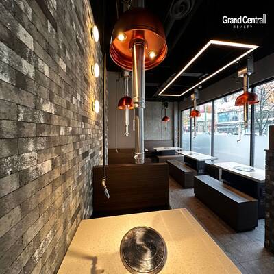 High-visibility Korean BBQ Restaurant（6 - 4300 Kingsway）
