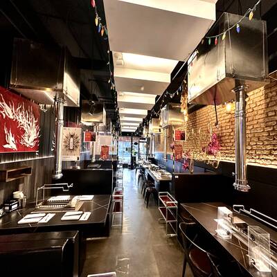 Well-established BBQ Restaurant in Richmond （2160-8391 ALEXANDRA RD）