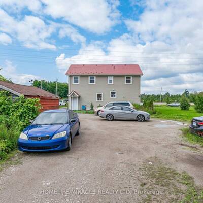 3 Acre Farm Land with House For Sale in Hamilton