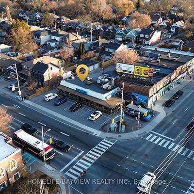 2,000 SF Restaurant/Bar For Sale in Toronto