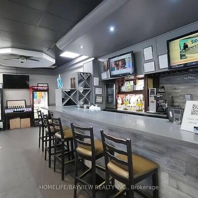 2,000 SF Restaurant/Bar For Sale in Toronto