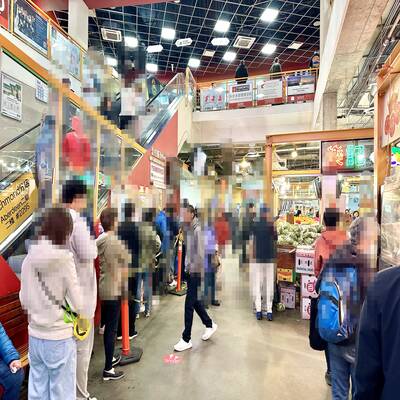 Crystal Mall Food Court Unit for Sale（2122 4500 KINGSWAY）