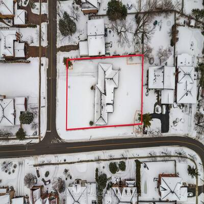 Vacant Land Opportunity, 3,690.95 sq ft, Mississauga