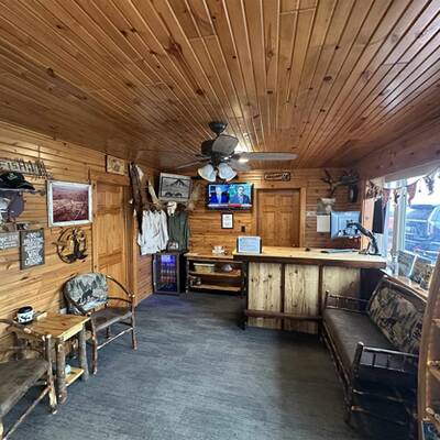 The Outdoorsman Motel For Sale in Wawa, ON