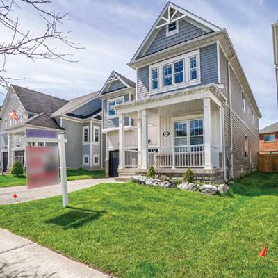 Stunning Detached Home For Sale in Shelburne