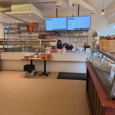 Drongkowski's Farm Market and Deli For Sale in Waterdown