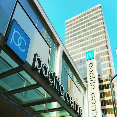 The Bubble Waffle Franchise Opportunity at Pacific Centre（701 W GEORGIA STREET）