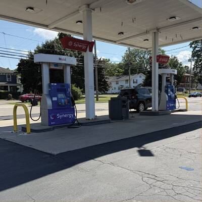 High Volume Mobil Gas Station For Sale