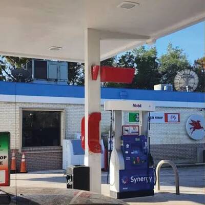 High Volume Mobil Gas Station For Sale
