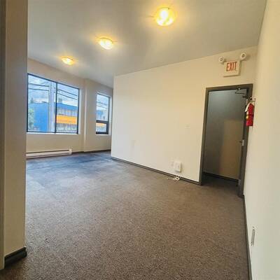 Burnaby Commercial Space For Lease（A UPPER 7156 GILLEY AVENUE）