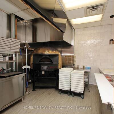 Highly Rated Neapolitan-Style Pizza Restaurant For Sale in Newmarket