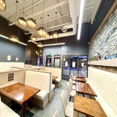 Well-established Japanese Restaurant （1532 MARINE DR）